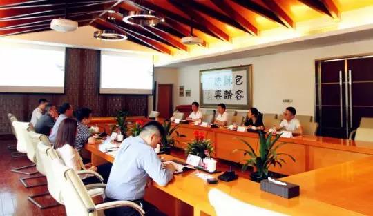 【動態(tài)新聞】湖北省聯(lián)合發(fā)展投資集團及東湖高新領(lǐng)導一行到訪天堂硅谷