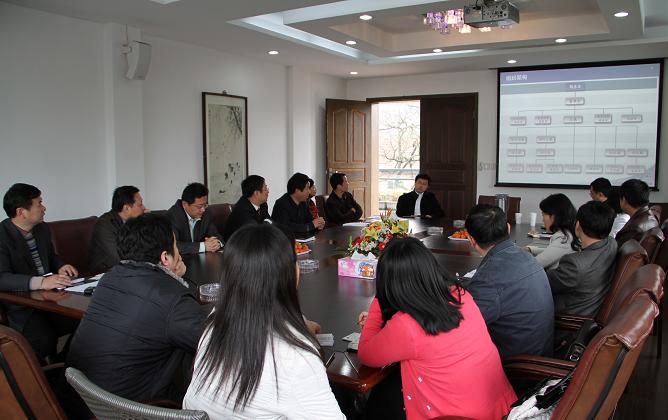 蘇州工業(yè)園區(qū)管委會劉小玫一行到訪天堂硅谷